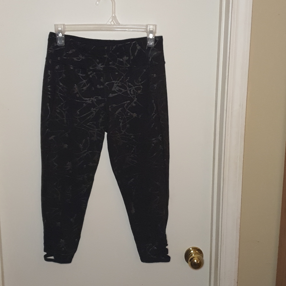 Athletic works capri leggings 14/16